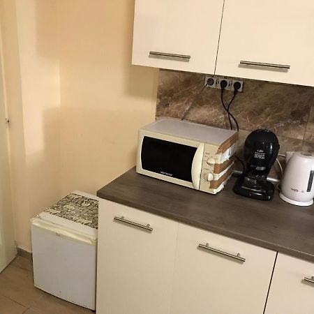 Roland Apartmant Zuglo Boedapest Buitenkant foto