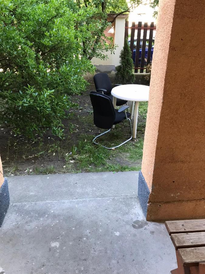 Roland Apartmant Zuglo Boedapest Buitenkant foto