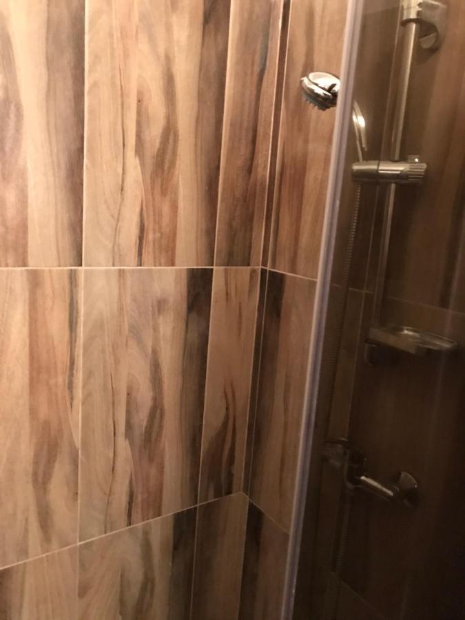 Roland Apartmant Zuglo Boedapest Buitenkant foto